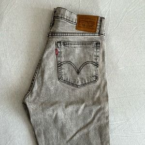 Levi’s Wedgie Fit High Rise Jeans size 26